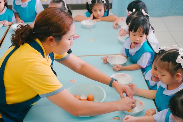 โรงเรียนปรีชานุศาสน์